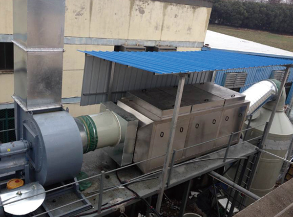 光氧催化（huà）處理技術